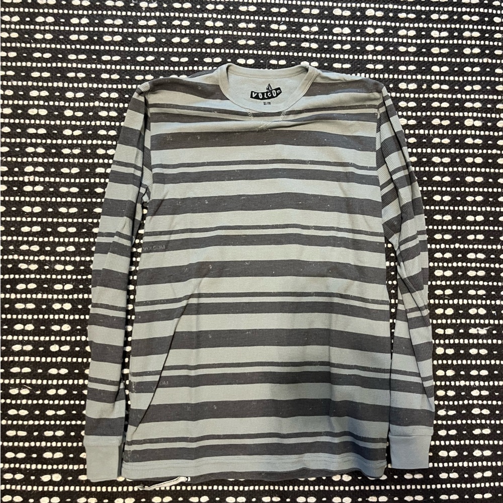 VOLCOM LONG SLEEVE SHIRT youth xl